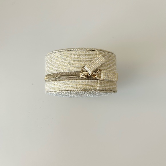 DIOR Beauty Jewelry Cosmetic Pouch Case - Picture 8 of 16